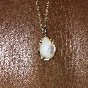 lteardrop kendra scott necklace